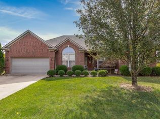 1076 Cedar Ridge Ln, Versailles, KY 40383