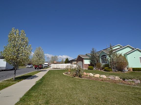3rd image of 5772 W Copper Stone Dr