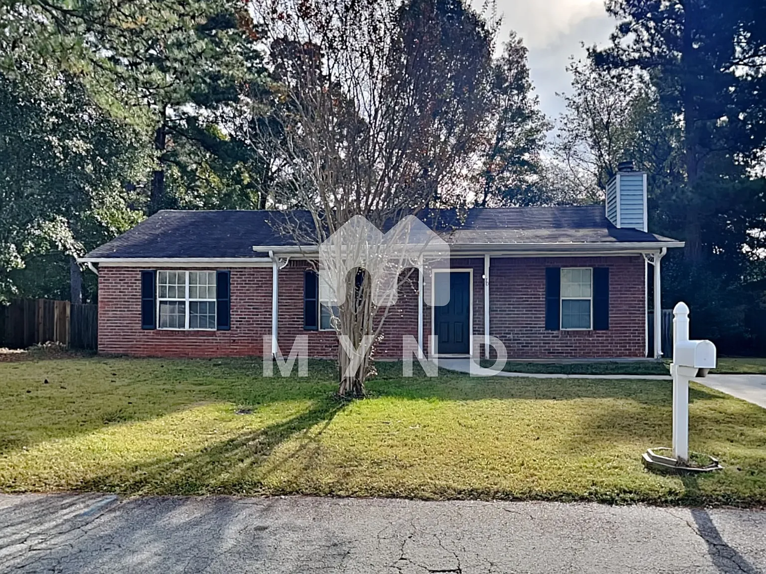 70 W Independence Cir photo 1