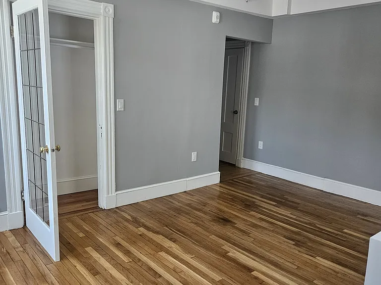 14 Hillside St #6 — Photo 7