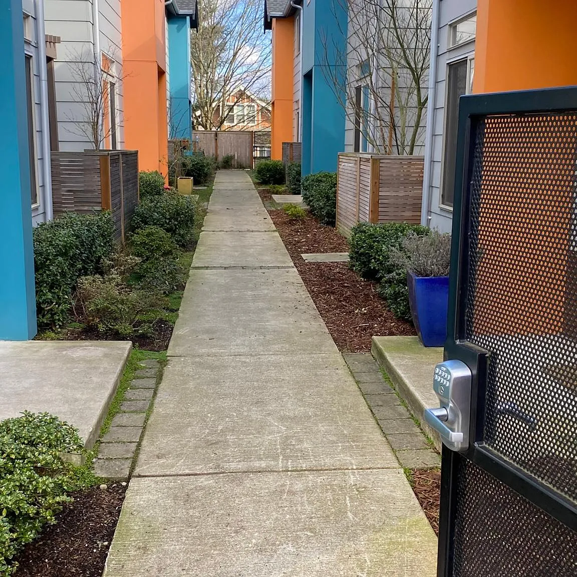 22nd Ave — Photo 3