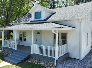 1820 Us Highway 41, Pelham, TN 37366