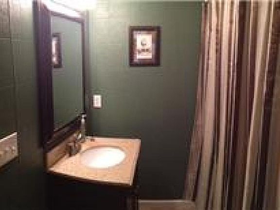 5th image of 105 Hunters Ln