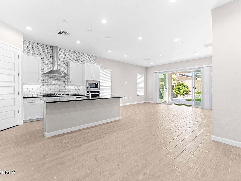 1st image of 5028 E SHADY GLEN Avenue