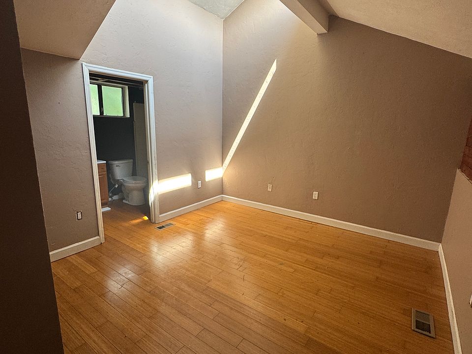 1st image of 1860 Nekoma Ct
