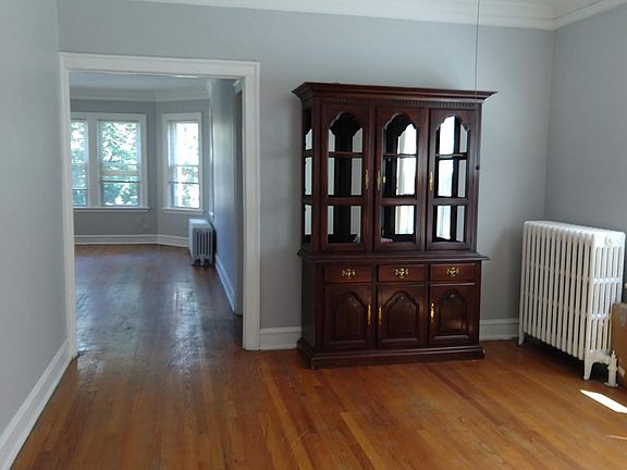 4th image of 5714 N Christiana Ave APT 2