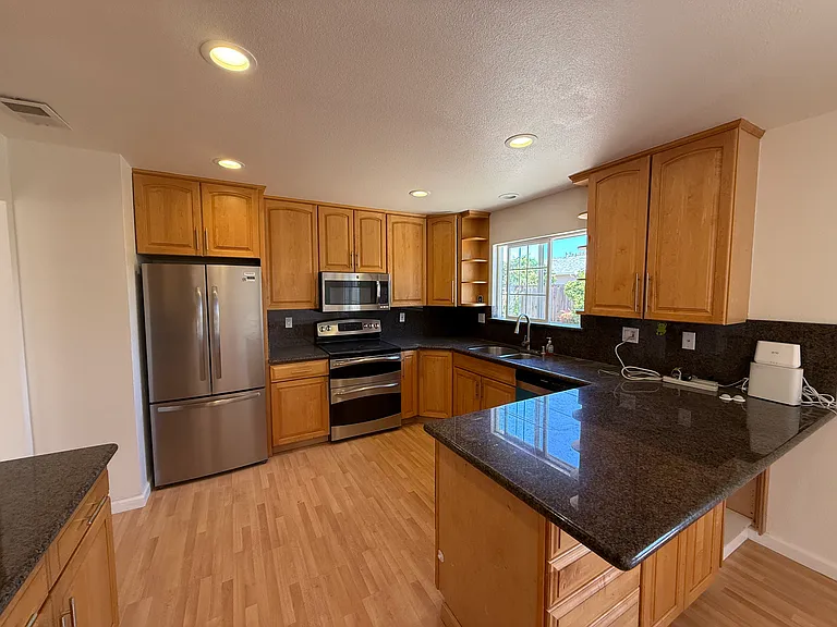 40464 Landon Ave — Photo 6