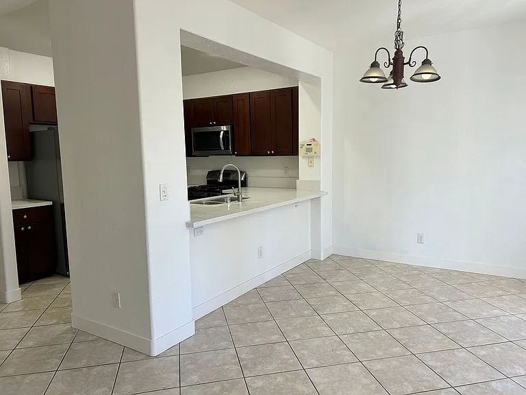 10019 Capistrello Ave — Photo 6