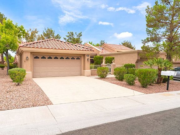 2nd image of 9356 Villa Ridge Dr