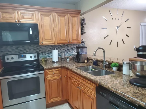 1681 Balfour Point Dr APT G, West Palm Beach, FL 33411