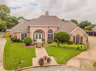 6700 Blake Dr, Arlington, TX 76001