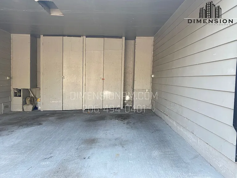 Skyway Apartments — Photo 19