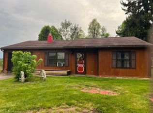 66050 Dixon Hill Rd, Bellaire, OH 43906