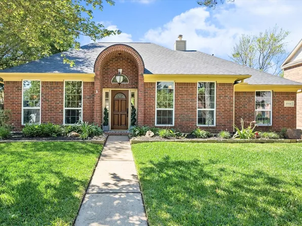 17931 Silver Ash Ln, Houston, TX 77095