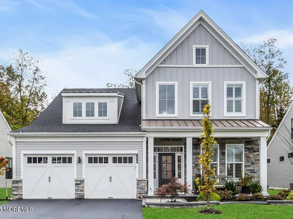 106 Grandview Circle, Farmingdale, NJ 07727