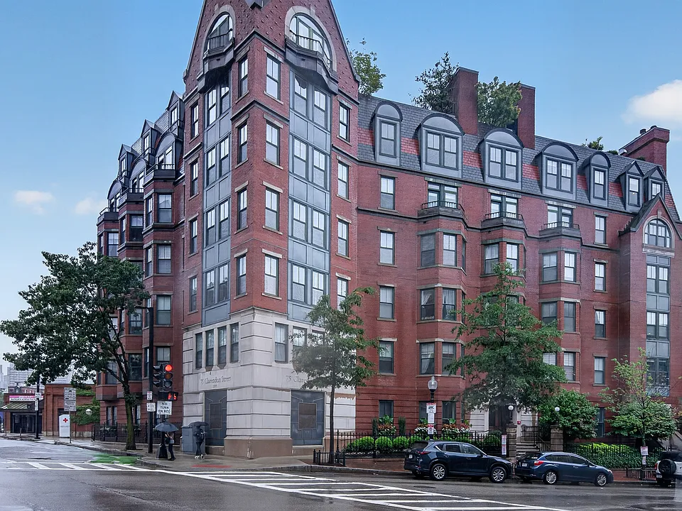 75 Clarendon St #401-A