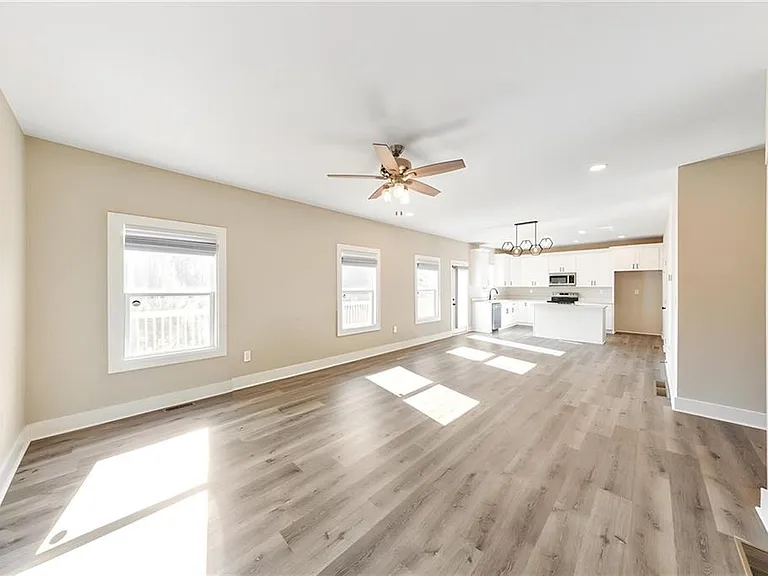 336 Nobleman Way — Photo 40