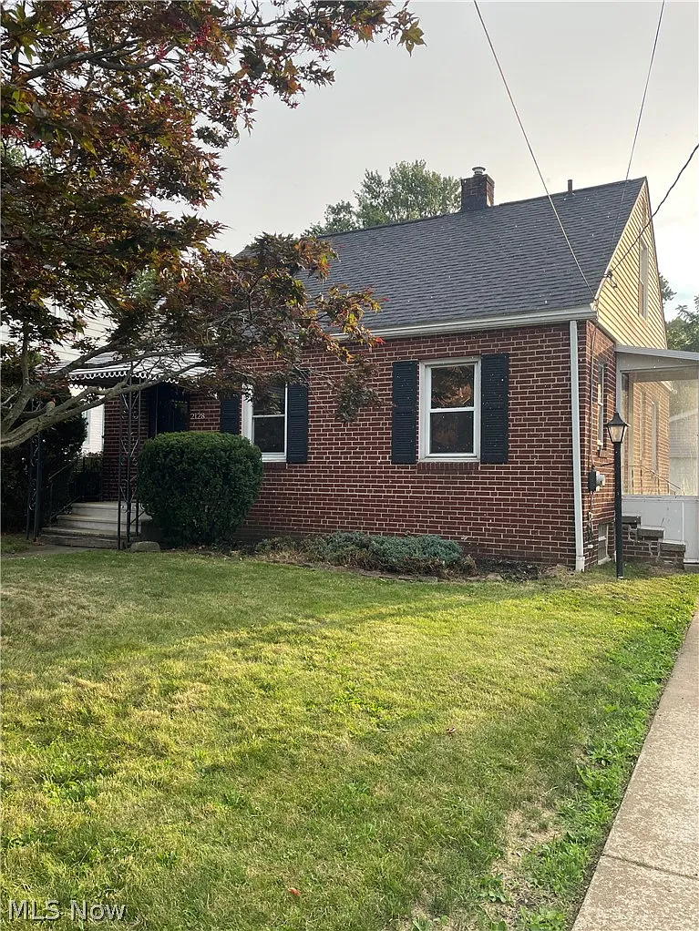 3 bed, 1898 sqft, $1,800 — Photo 1