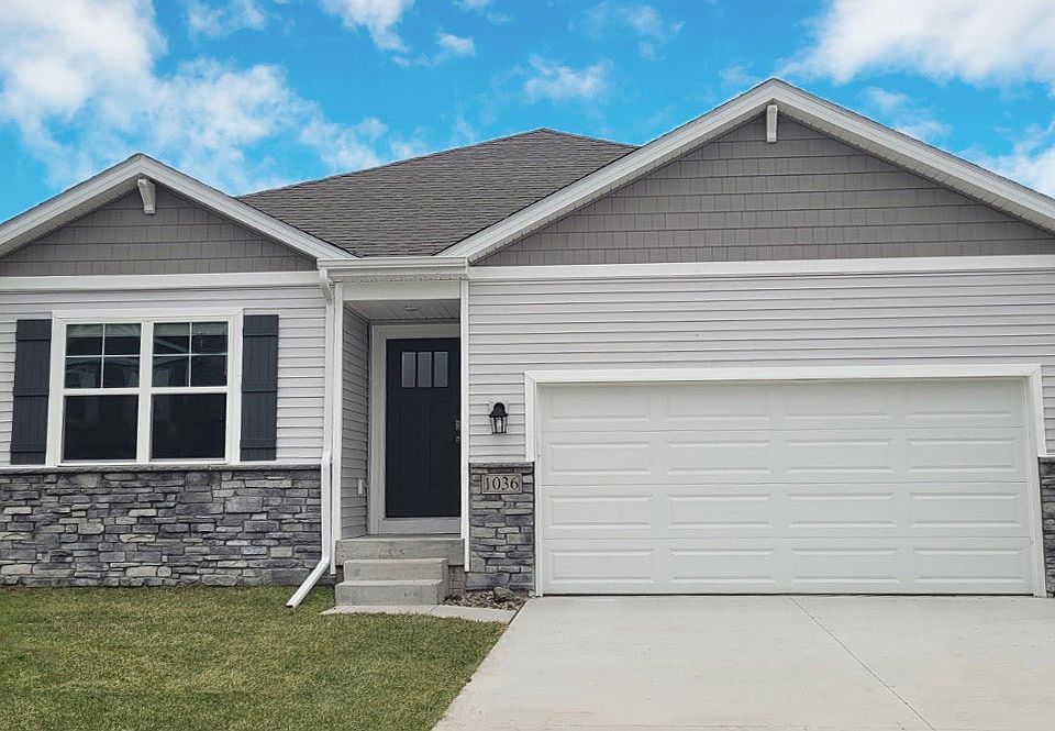 1st image of 712 E Bear Dr