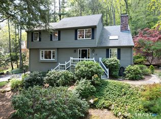 2 Higate Lane, Simsbury, CT 06070