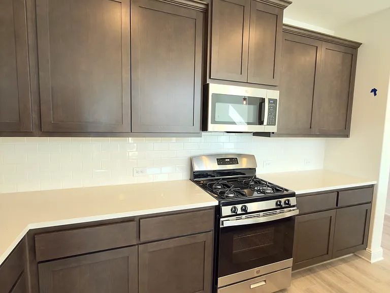 2502 Sturgis St — Photo 13