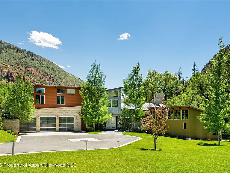 2556 Lower River Rd — Photo 46