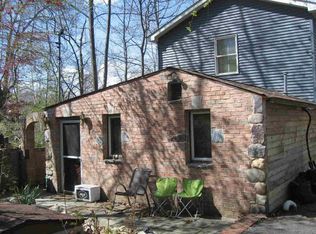 679 S Hillside Rd, Wappingers Falls, NY 12590