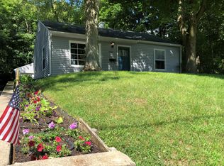 2226 Hillsdale Ave, Kalamazoo, MI 49006
