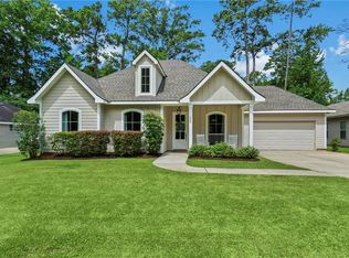 424 Holm Oak Ln, Mandeville, LA 70471