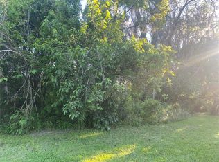 NE 10th St #8, Williston, FL 32696