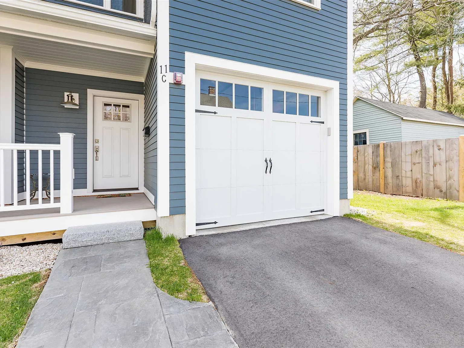 3 bed, 2.5 bath, 1368 sqft, $4,500 — Photo 2