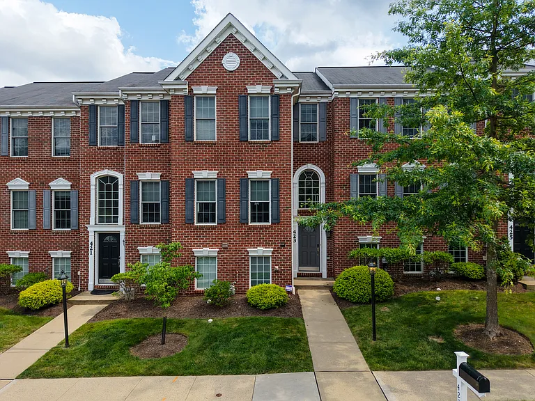 423 Marshall Heights Dr — Photo 4