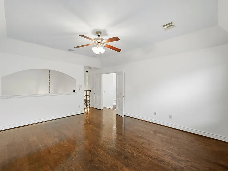 2019 Wild Peregrine Cir — Photo 36