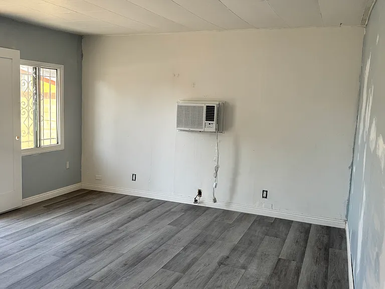 3520 W 111th St #3520 — Photo 9