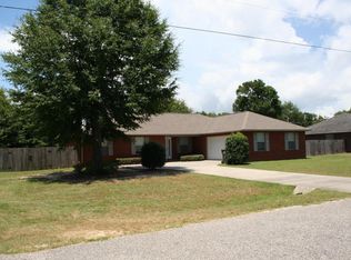 4888 Jennifer Ln, Pace, FL 32571