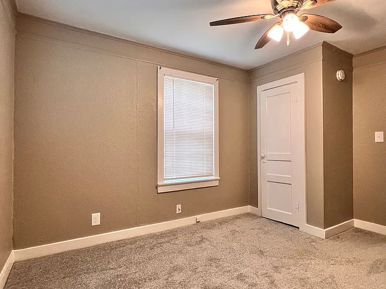 2615 Colquit Rd — Photo 4
