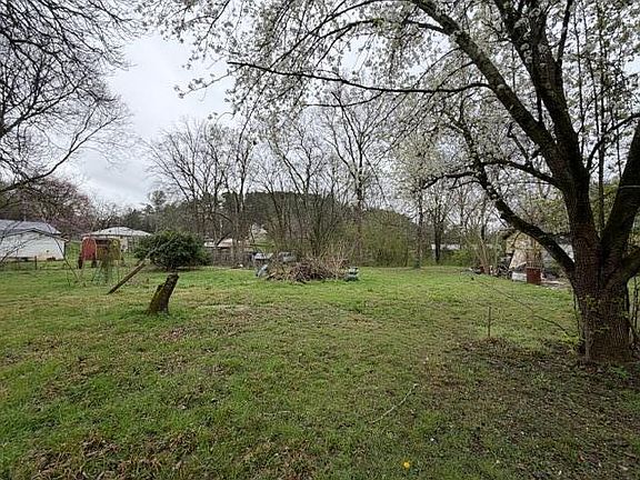 5th image of 7405 Harper Rd