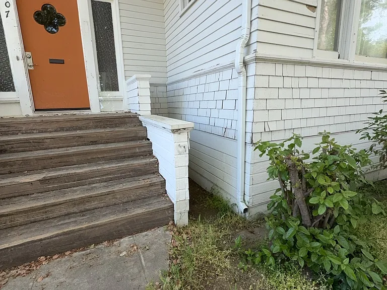 107 Hackberry Ave — Photo 17