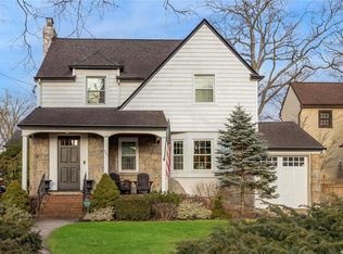 727 Scranton Ave, East Rockaway, NY 11518