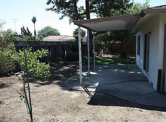 5th image of 1525 Stubbins Way