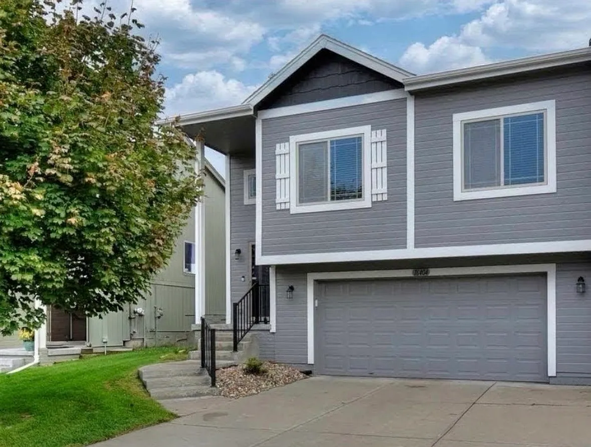 3 bed, 1608 sqft, $2,175 — Photo 1