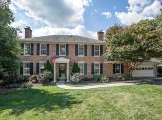 4851 35th Rd N, Arlington, VA 22207