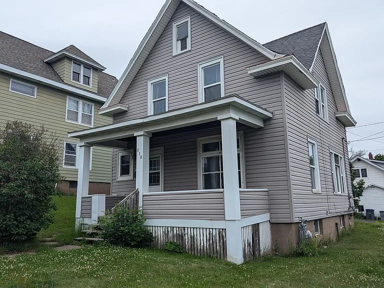 818 N 6th Ave E — Photo 14