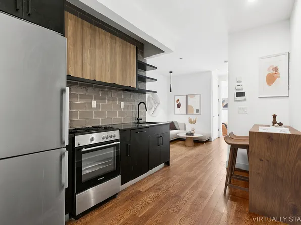 1721 Putnam Avenue image 5 of 11