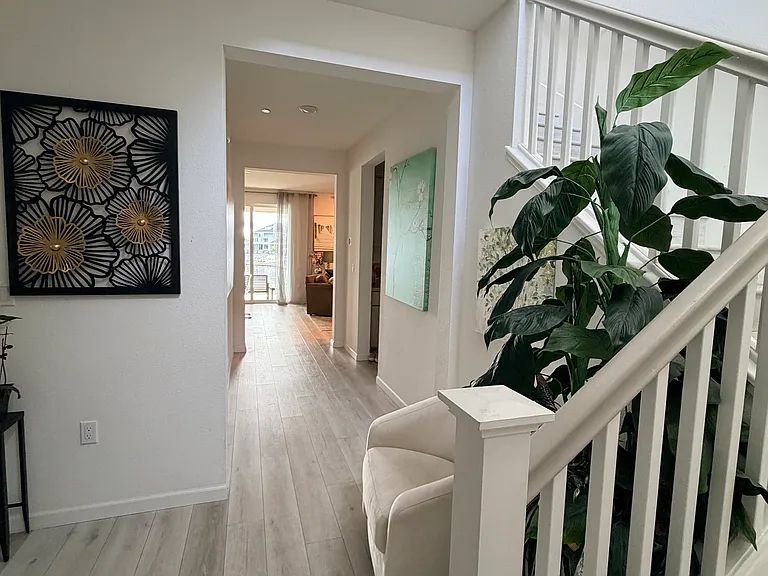Delta Coves Dr — Photo 2