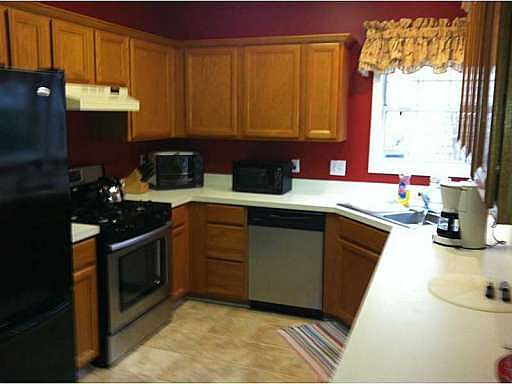 4th image of 268 Colony Center Dr