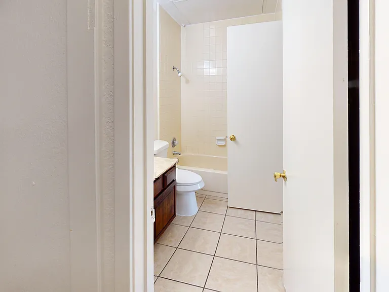 3100 Devonshire Dr #205 — Photo 10