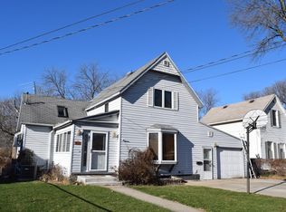 213 W 8th St S, Newton, IA 50208