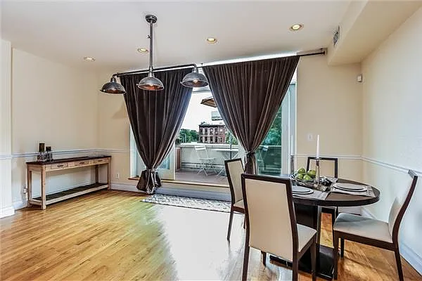 Sold by Avenue Sotheby's International Realty | media 20