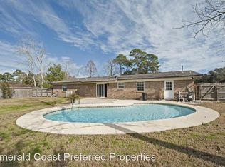 103 Pinewood Ter, Fort Walton Beach, FL 32548